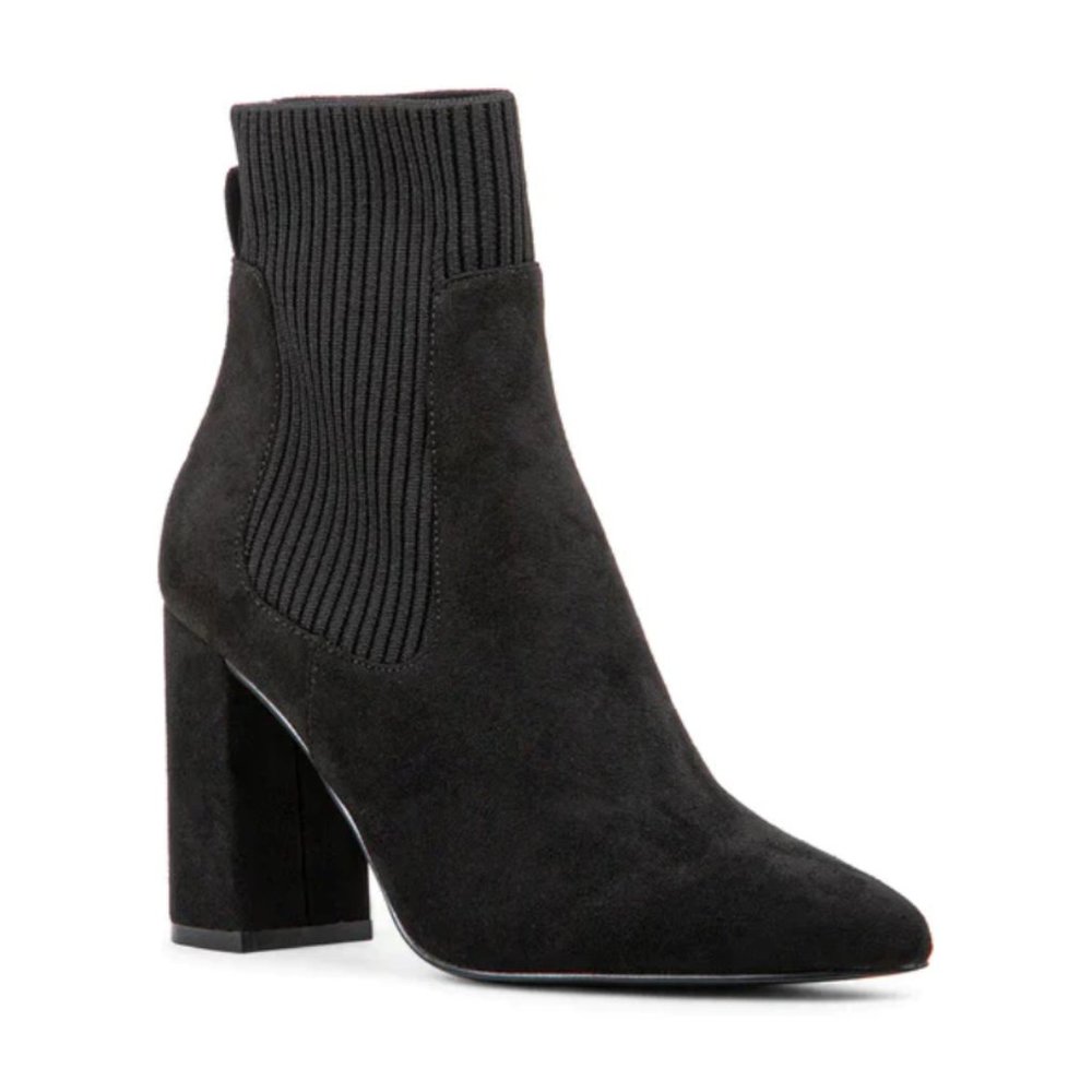 Steve Madden Black Suede Bootie Revenge size 10